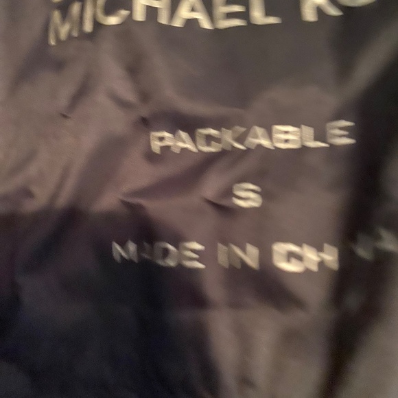 MICHAEL KORS  Packable Quilted Puffer Jacket - Picture 2 of 12